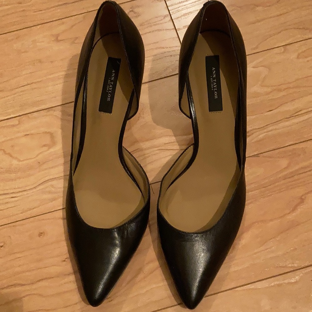 Ann Taylor Black Heels Size 8.5